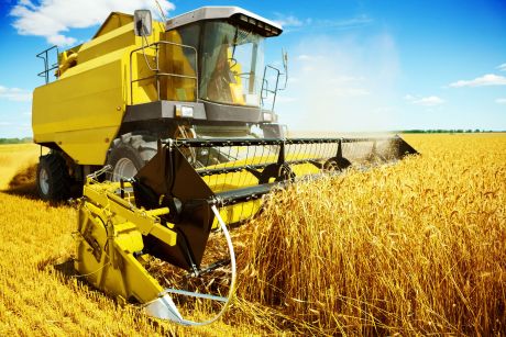 Sealing solutions for off-road vehicles | Agricultural machinery